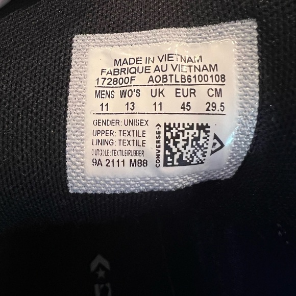 Men’s Converse Sneakers EUC - Picture 2 of 5